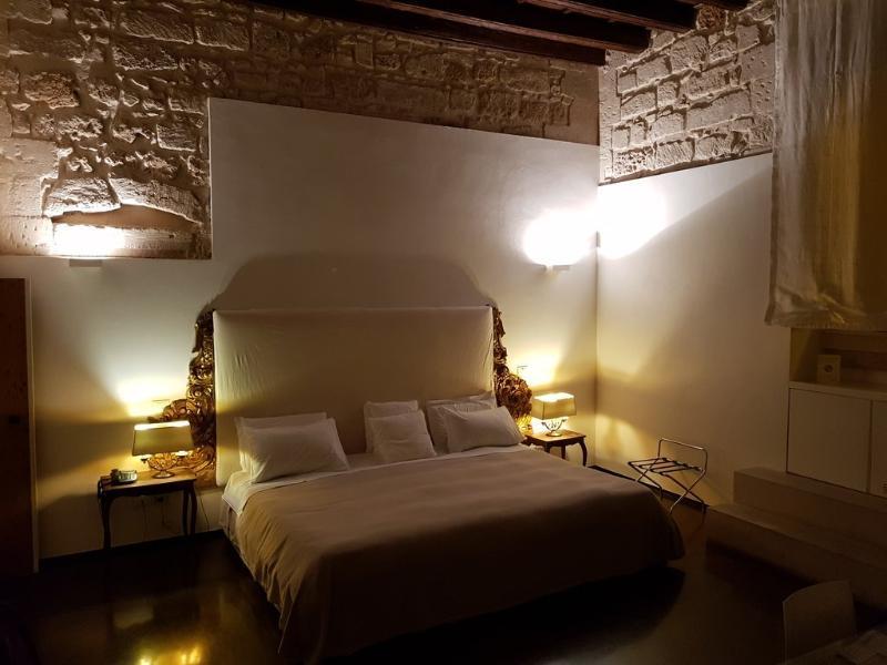 Bed and Breakfast Palazzo Persone Dimora Storica Лечче Екстер'єр фото