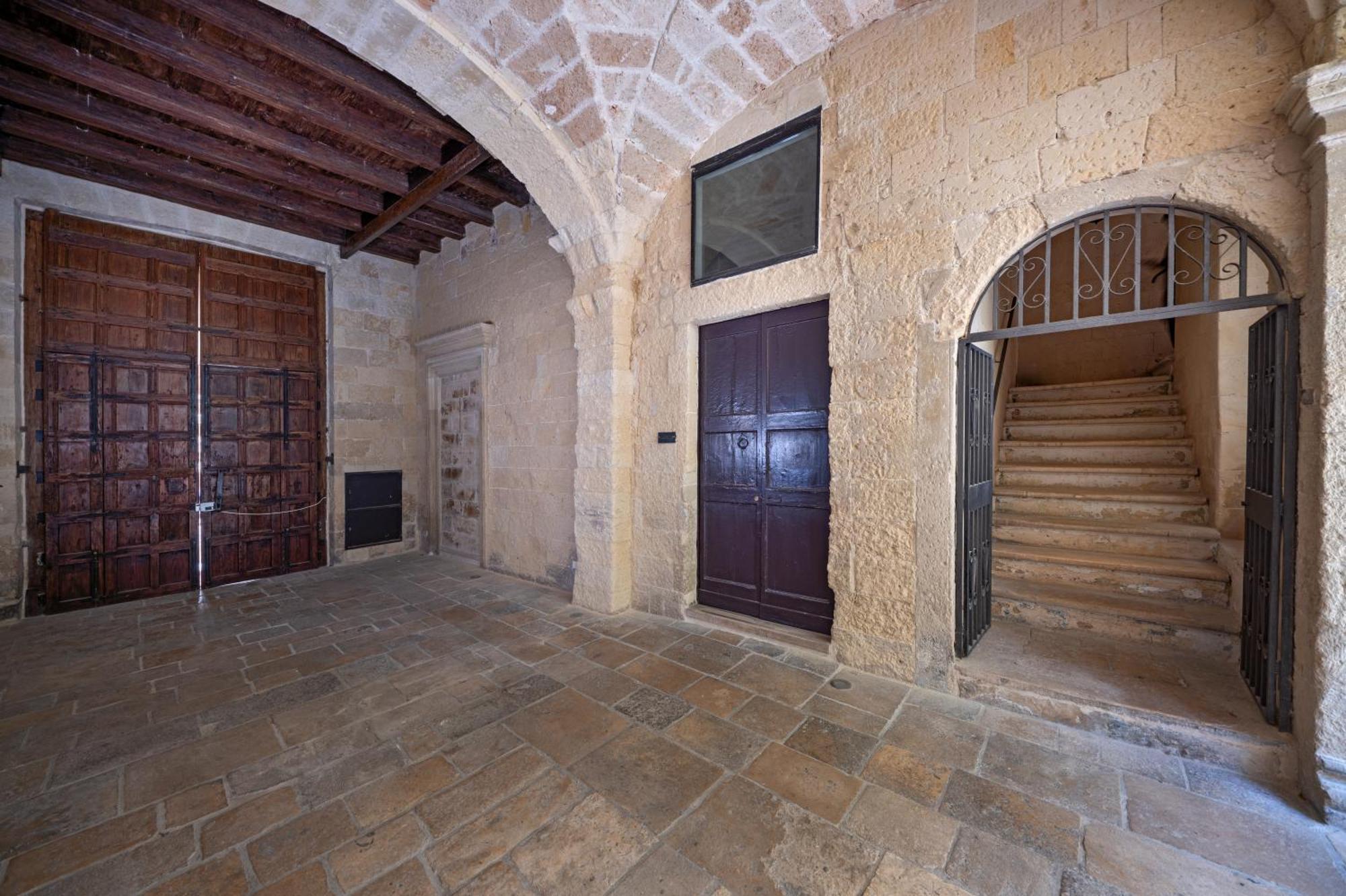 Bed and Breakfast Palazzo Persone Dimora Storica Лечче Екстер'єр фото
